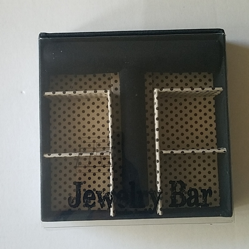 Jewelry Bar